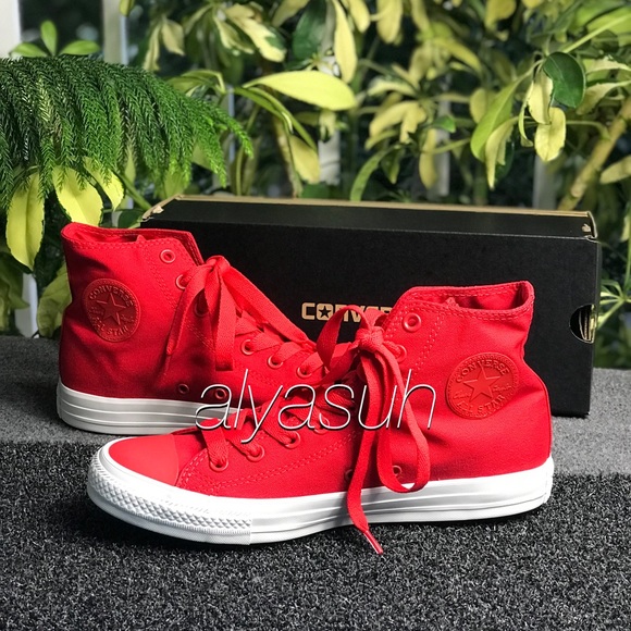 NWT Converse CT HI Red M AUTHENTIC - Picture 2 of 6